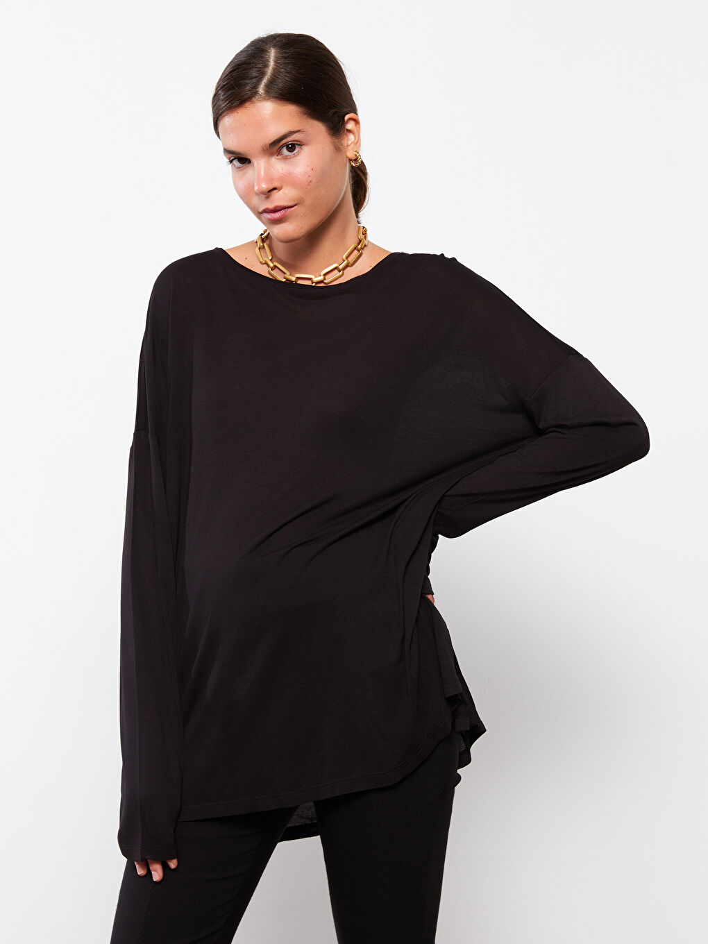 Siyah Bisiklet Yaka Düz Uzun Kollu Viskon Kadın Tişört-1