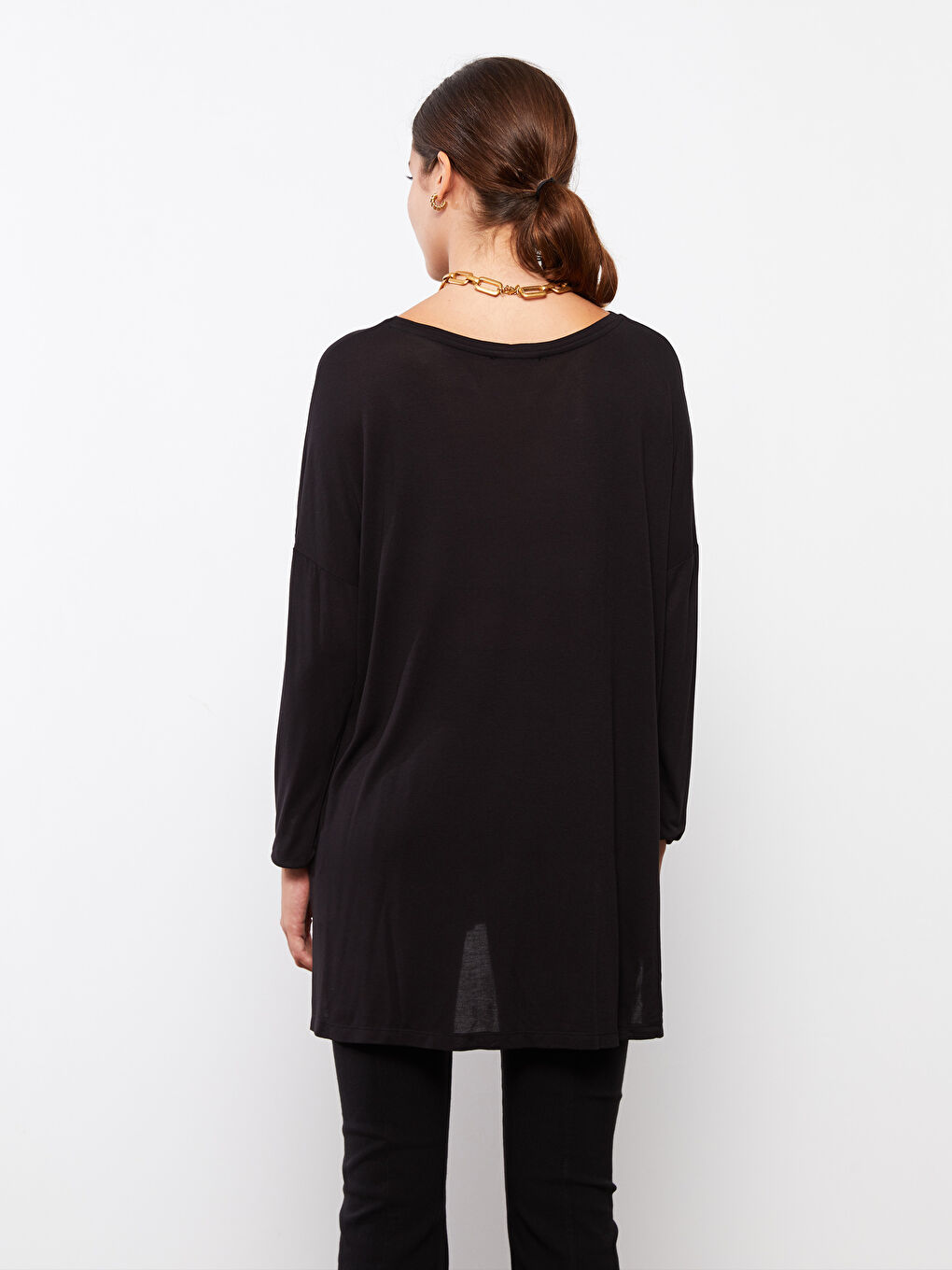 Siyah Bisiklet Yaka Düz Uzun Kollu Viskon Kadın Tişört-4