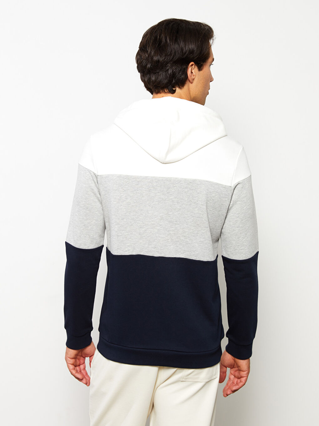 Худи Мужское Толстое С Длинным Рукавом И Цветными Блоками-4