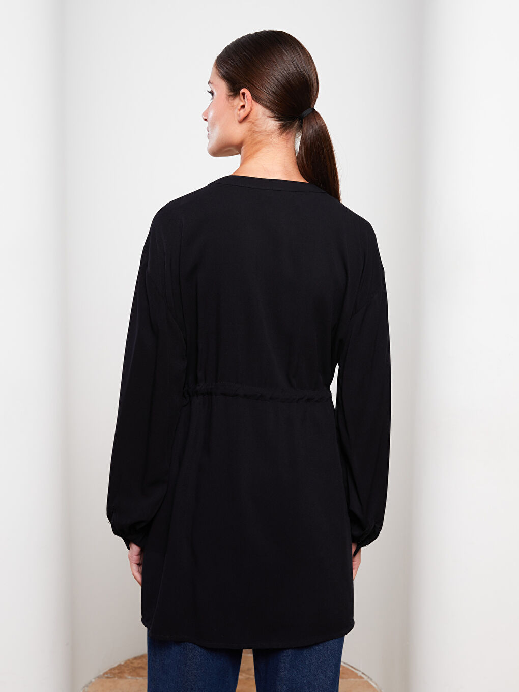 Siyah Bisiklet Yaka Düz Uzun Kollu Viskon Kadın Tunik-4