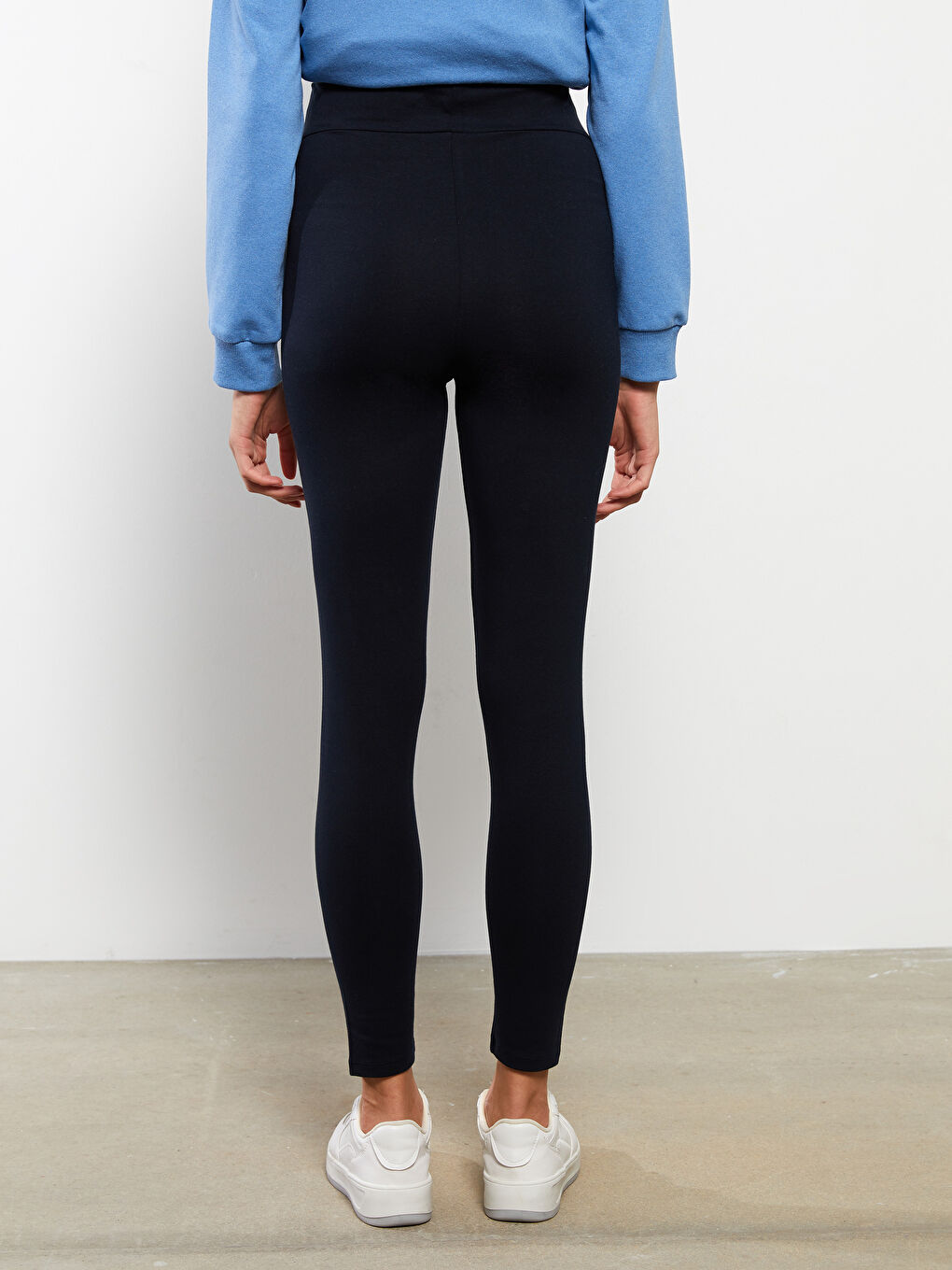 LCWAIKIKI Maternity Belly Panel Plain Maternity Leggings -W2DE08Z8-QRC