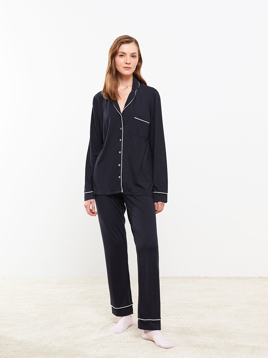 Collared Neck Plain Long Sleeve Women's Pyjama Set