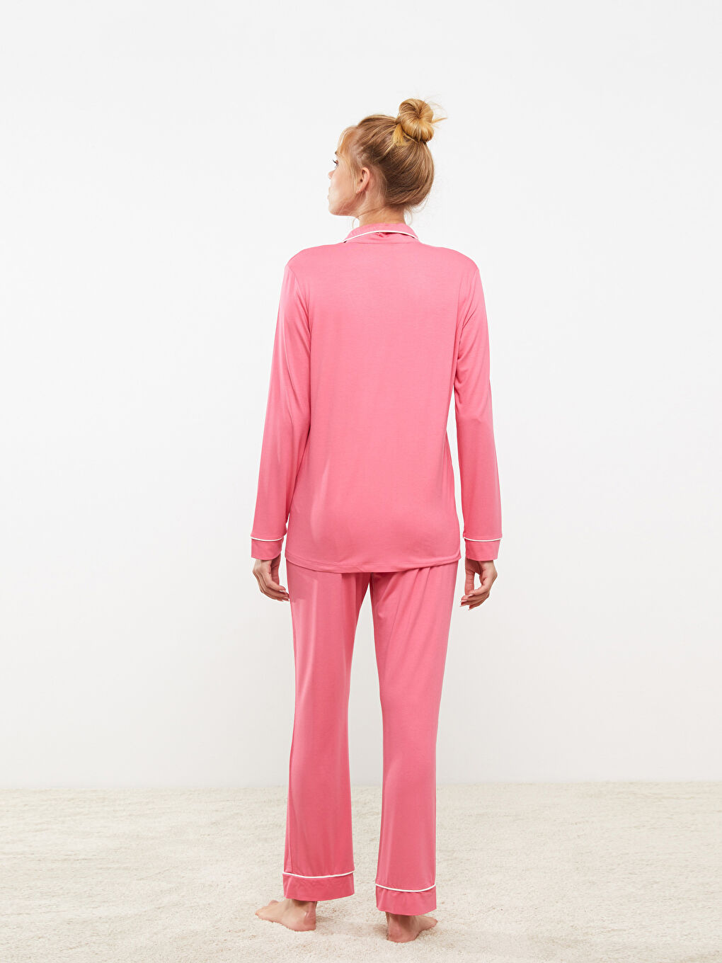 Pembe Gömlek Yaka Düz Uzun Kollu Kadın Pijama Takımı-4