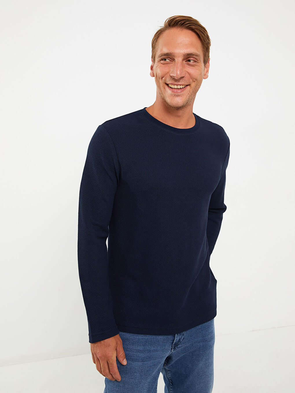 سويت شيرت كم طويل بياقة دائرية للرجال