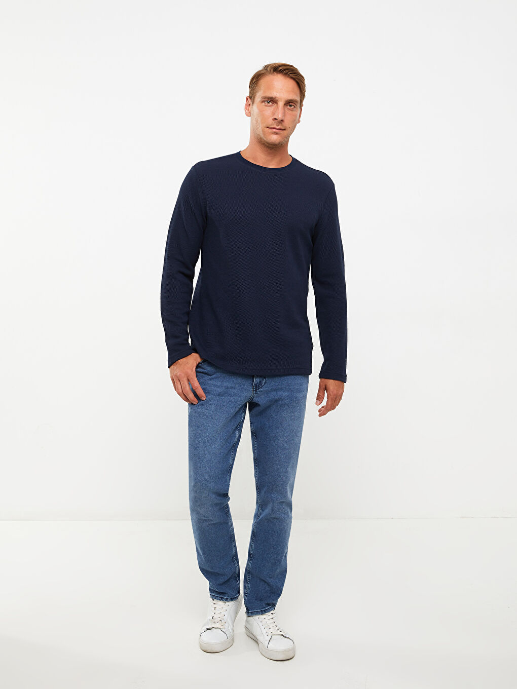 سويت شيرت كم طويل بياقة دائرية للرجال-2