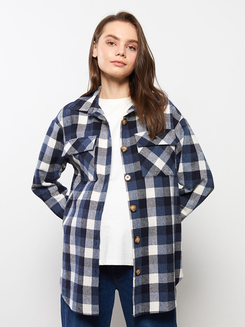 LCWAIKIKI Maternity Plaid Long Sleeve Flannel Maternity Shirt Jacket -W2DE55Z8-LLC