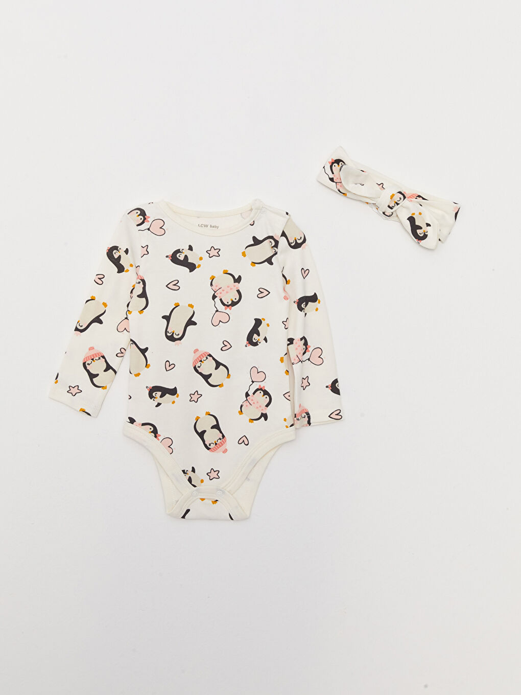 طقم بنت صغيرة مطبوع بثلاثة ديال الباكات كم طويل كول مدور-1