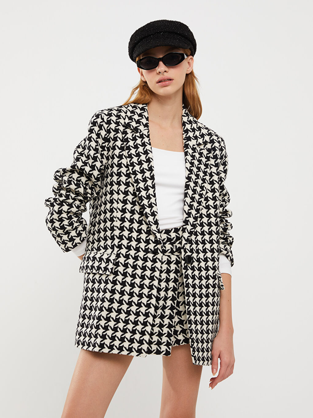 Siyah Kazayağı Desenli Uzun Kollu Kadın Tüvit Blazer Ceket-2