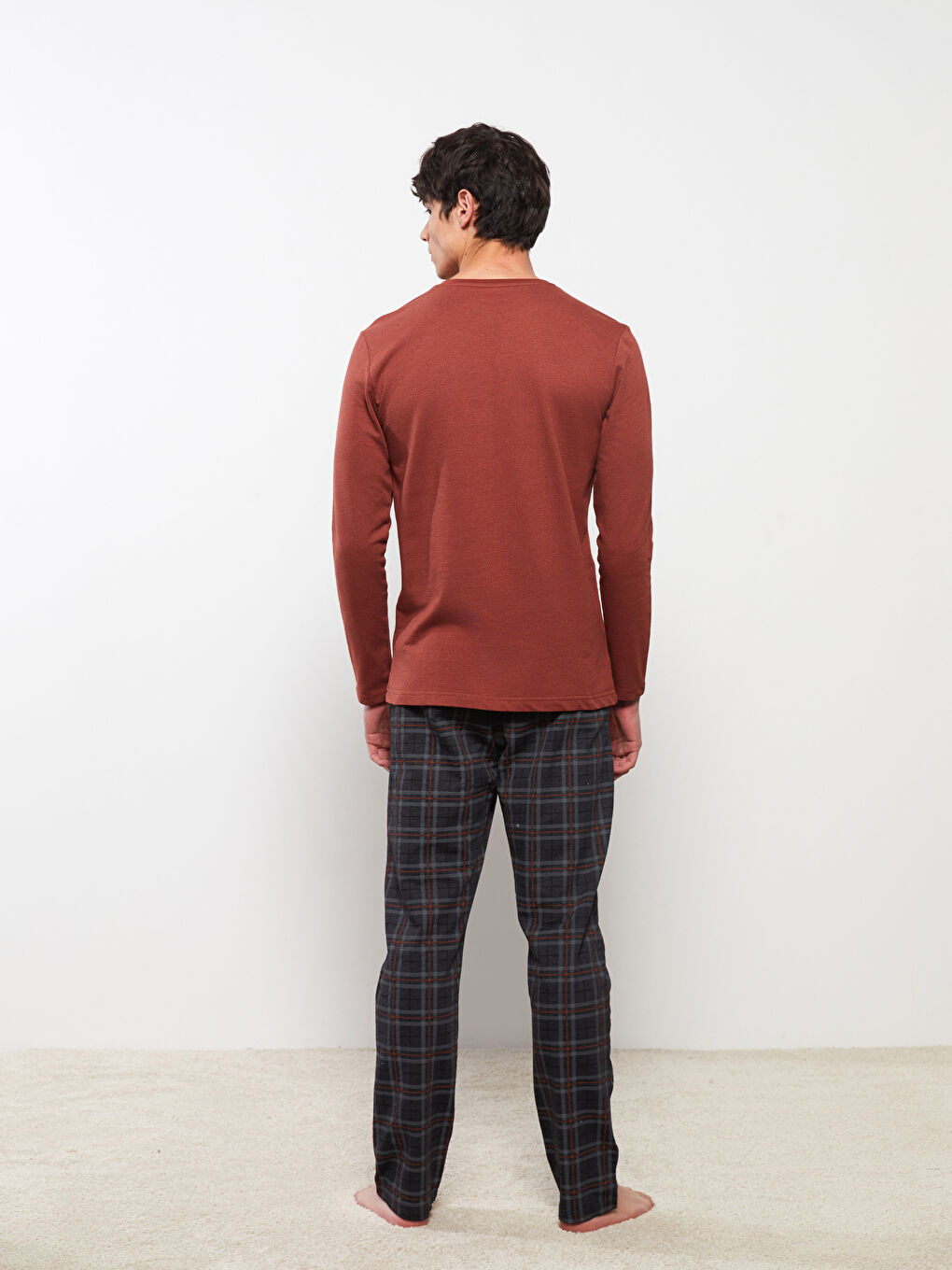 Мужской Пижамный Комплект Стандартного Кроя-4