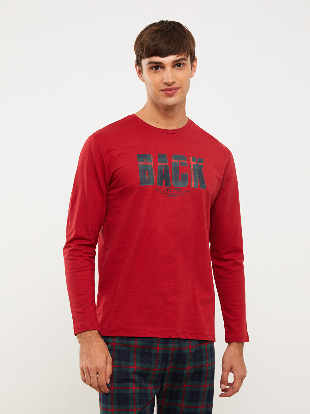 سێتی بیجامە قۆڵ درێژ چاپکراو یه‌خه‌ خڕ بۆ پیاوان-1