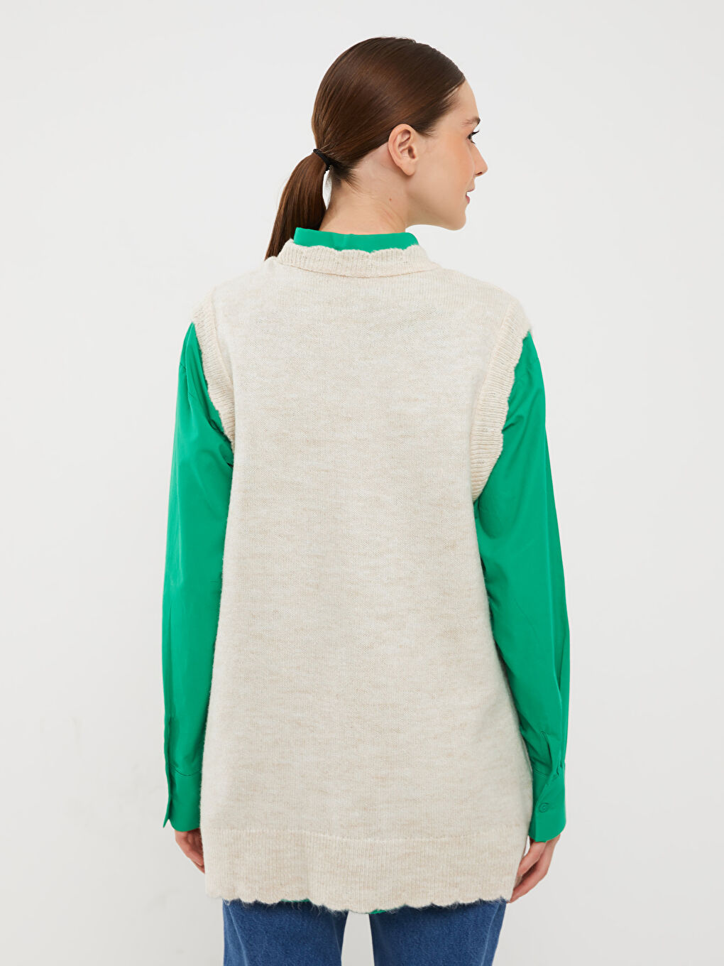 Crew Neck Embroidered Women's Knitwear Sweater Vest-11