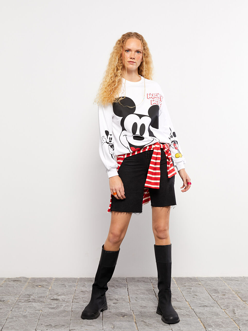 Ekru Bisiklet Yaka Mickey Mouse Baskılı Uzun Kollu Kadın Sweatshirt-2