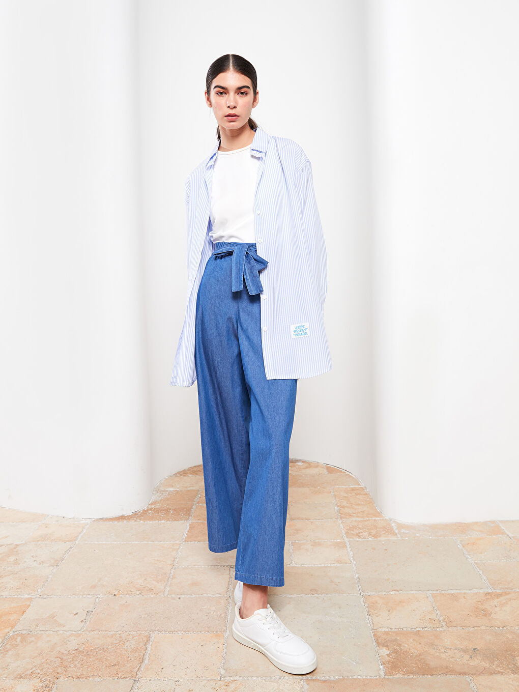 İndigo Yüksek Bel Wideleg Düz Geniş Paça Kadın Jean Pantolon-1