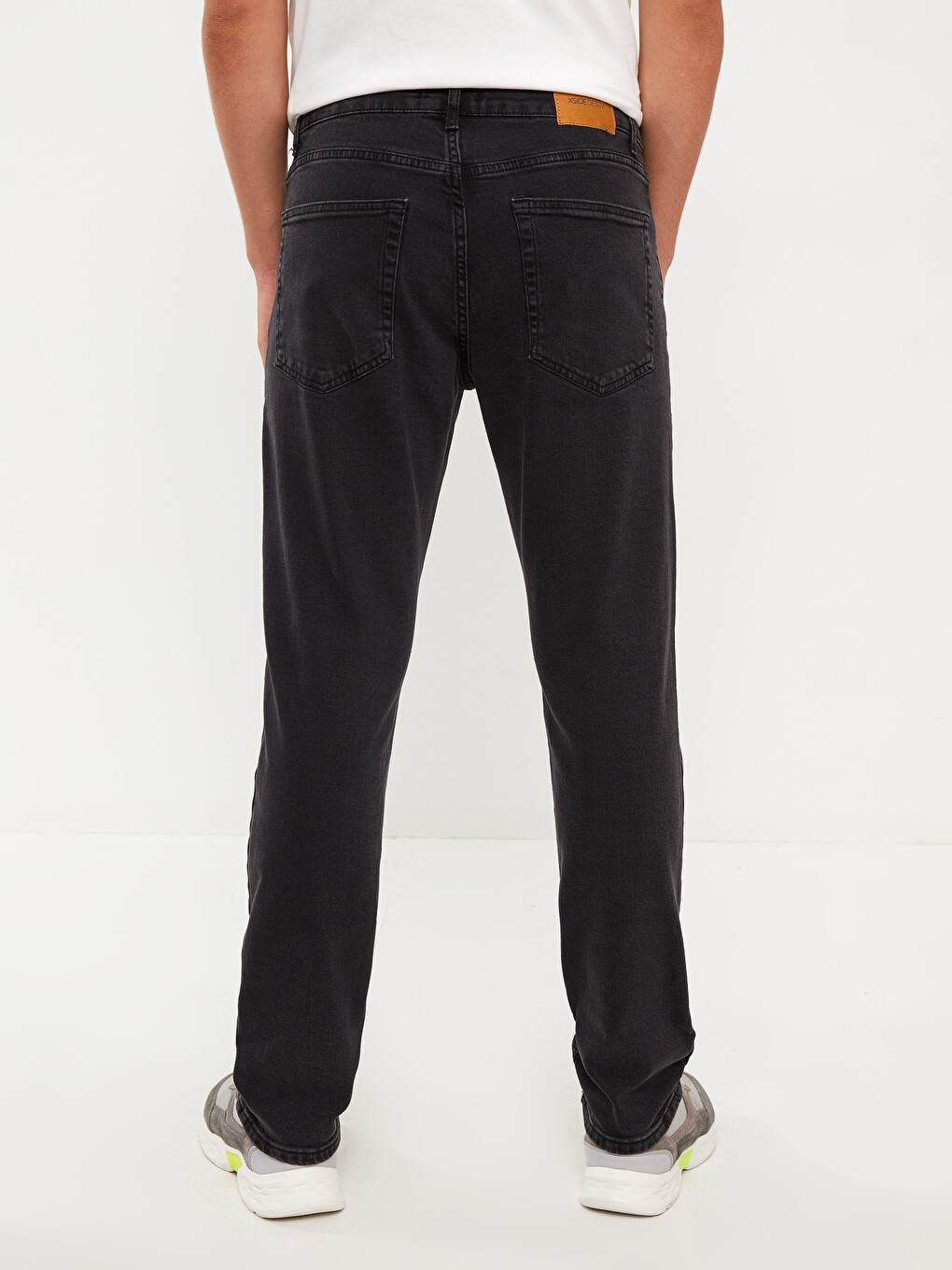 Antrasit Regular Fit Erkek Jean Pantolon-3