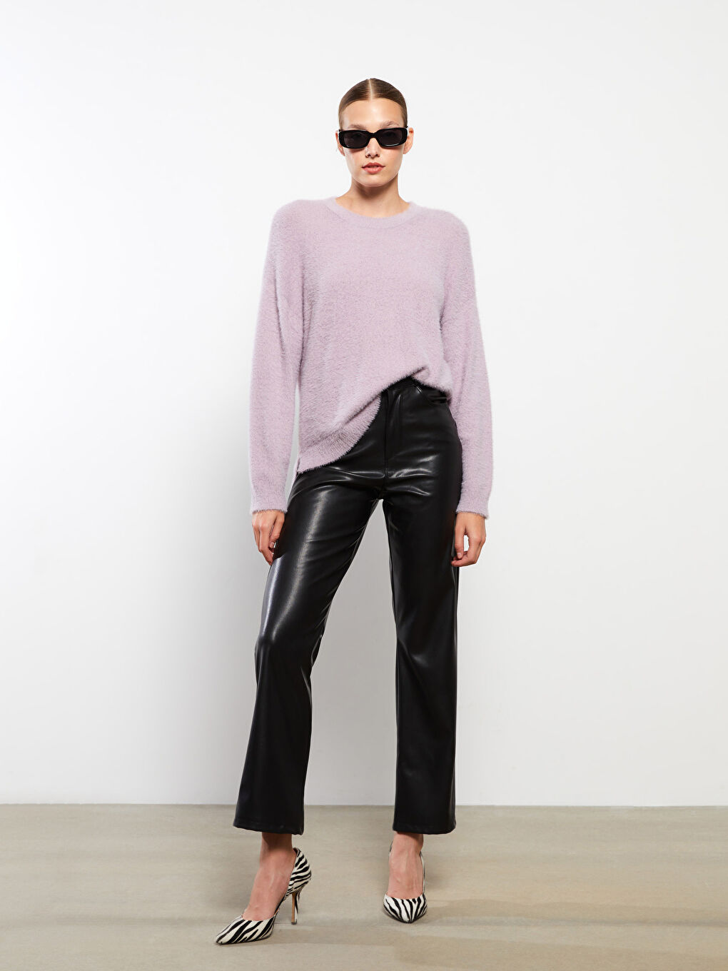 Crew Neck Plain Long Sleeve Women's Knitwear Sweater-2