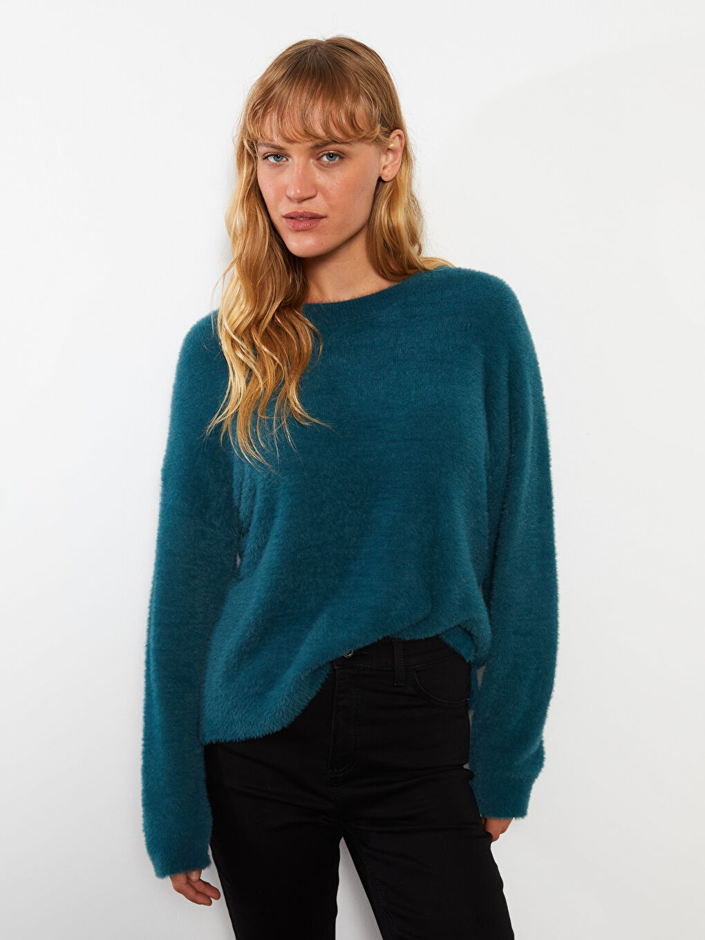 Crew Neck Plain Long Sleeve Women's Knitwear Sweater