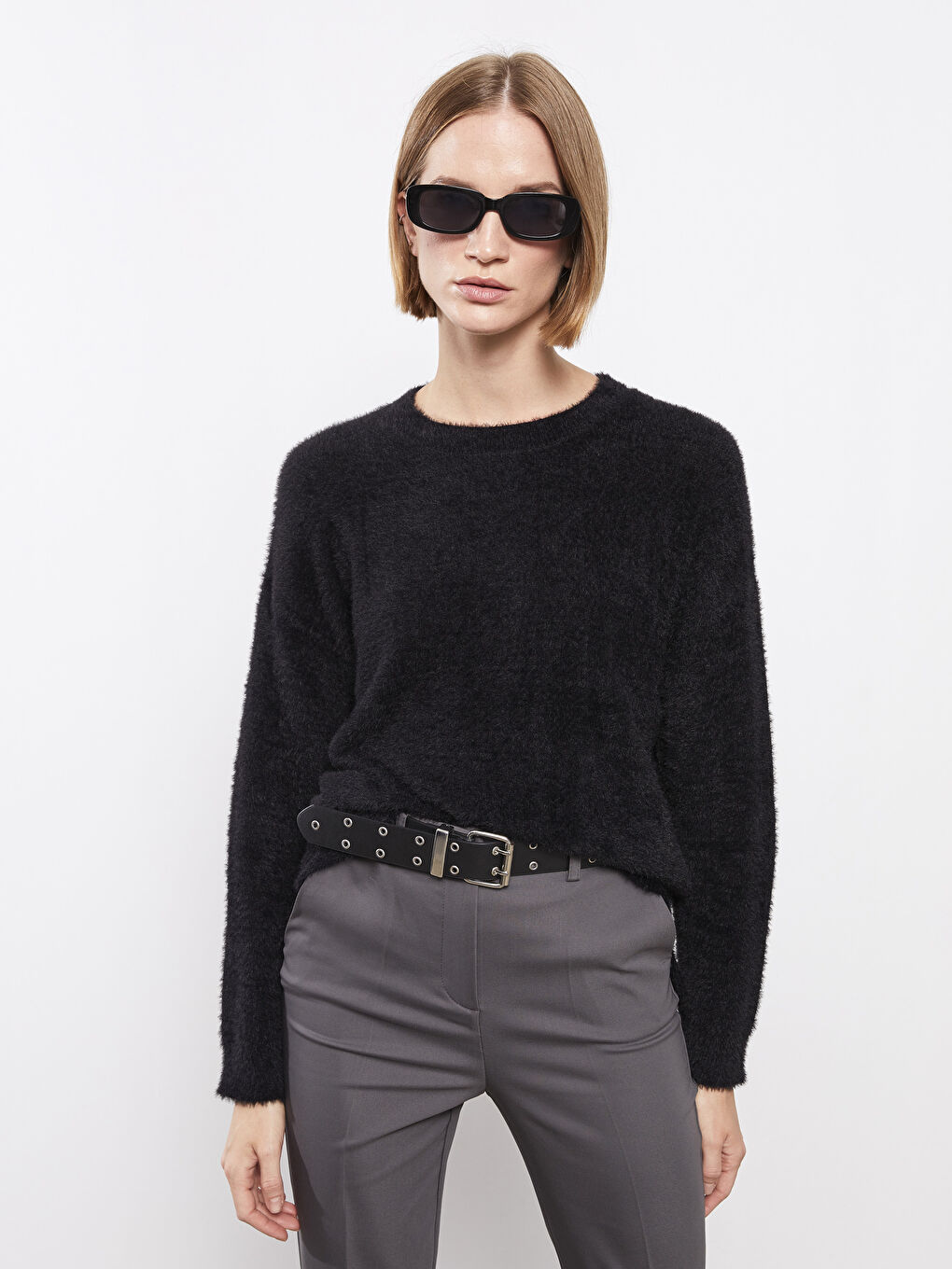 LCWAIKIKI Basic Crew Neck Plain Long Sleeve Women's Knitwear Sweater -W2DK04Z8-K3W