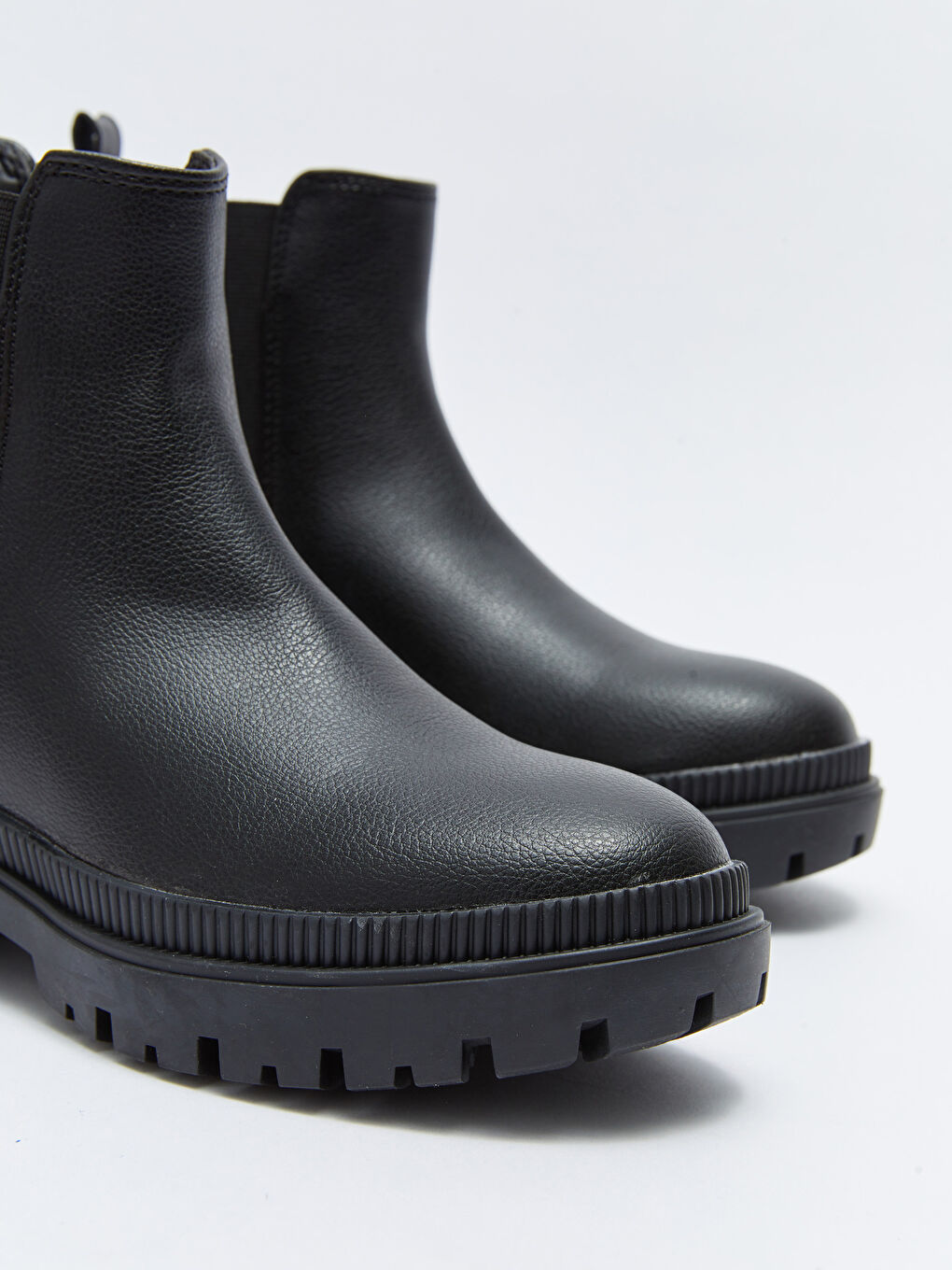 Siyah Kadın Deri Görünümlü Bot-7