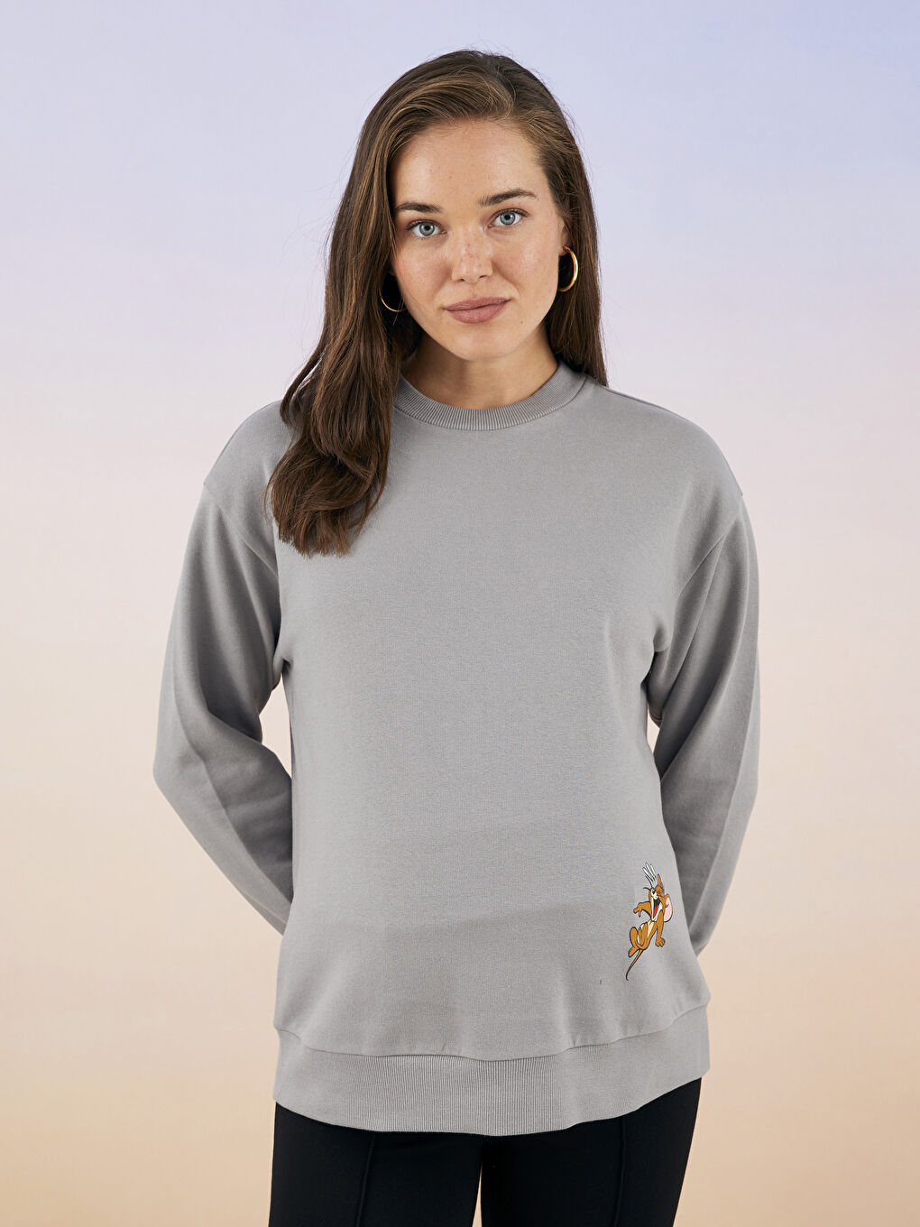 Crew Neck Printed Long Sleeve Maternity Sweatshirt