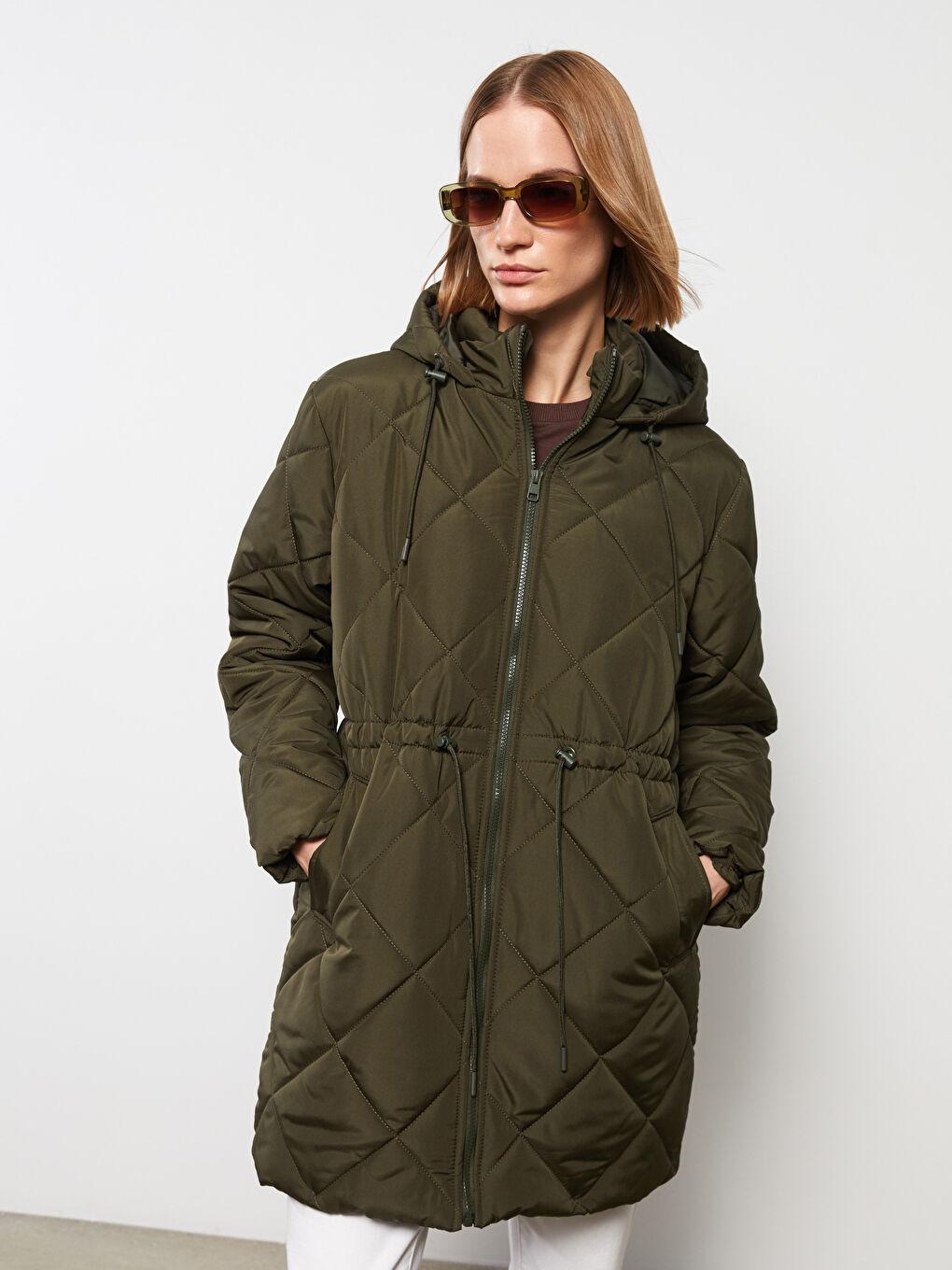 Haki Kapüşonlu Kapitone Kadın Şişme Mont-1
