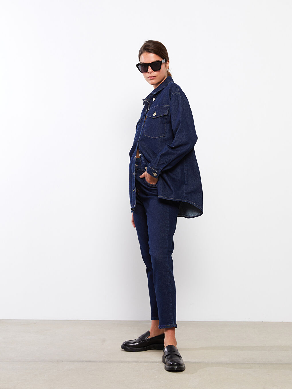 Women's Elastic Waist Paperbag Regular Denim Trousers-1