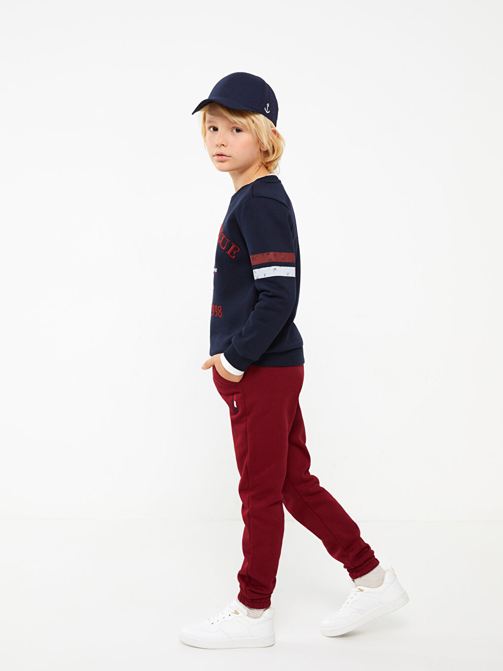 Elastic Waist Embroidery Detailed Boy Jogger Sweatpants-3