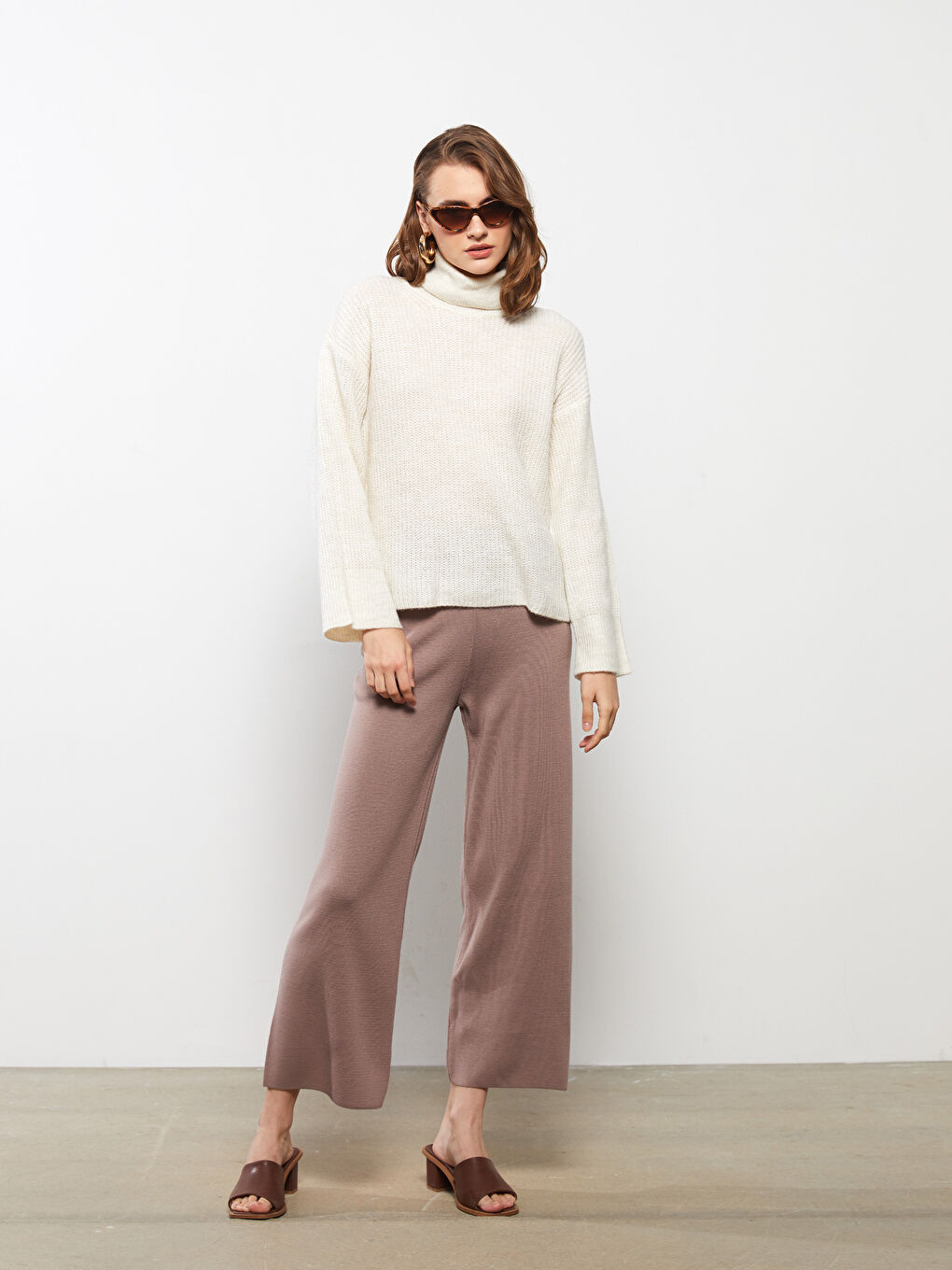 Gri Kadın Beli Lastikli Düz Triko Pantolon-1