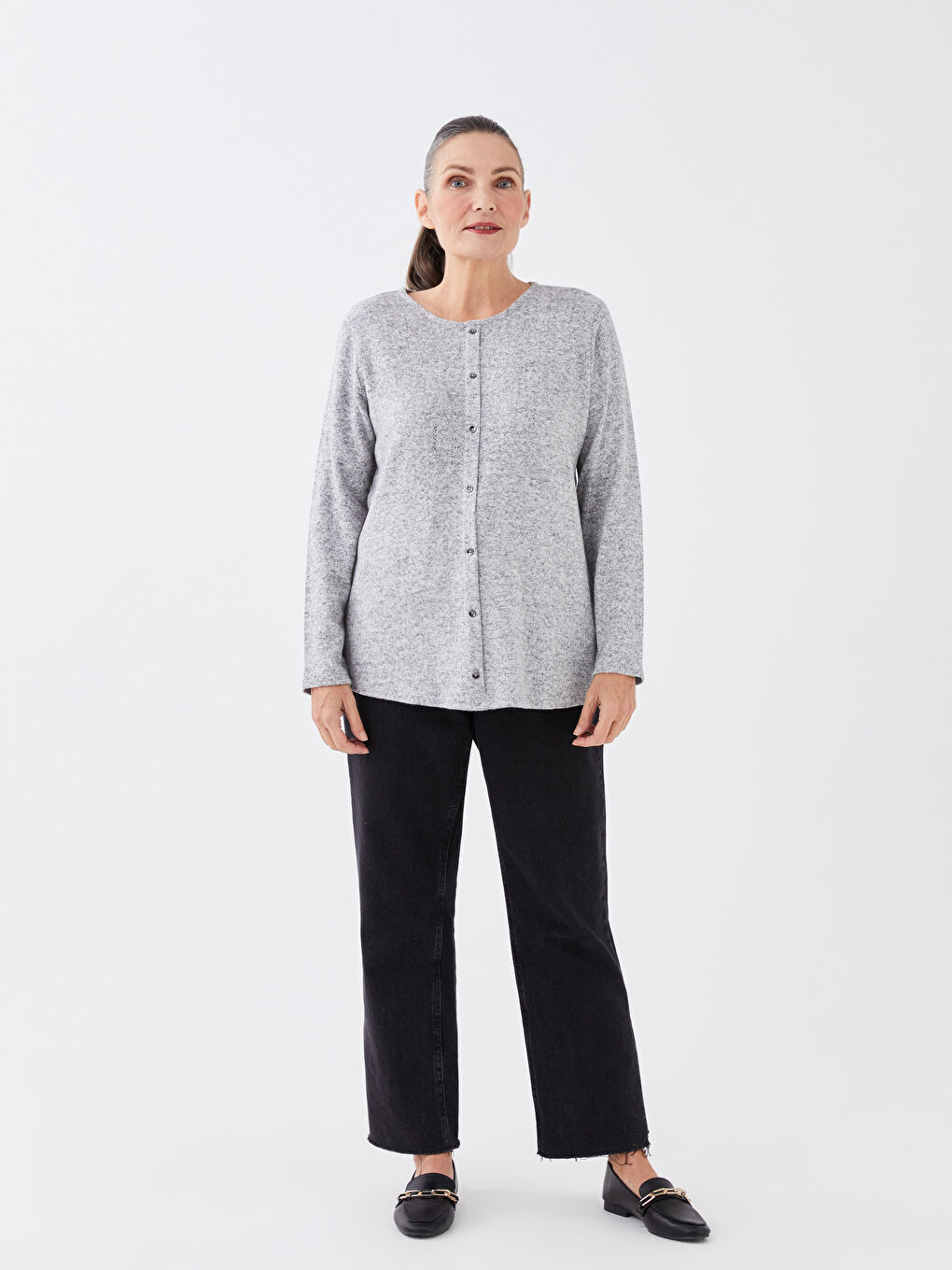 Gri Bisiklet Yaka Taşlı Uzun Kollu Kadın Bluz-2