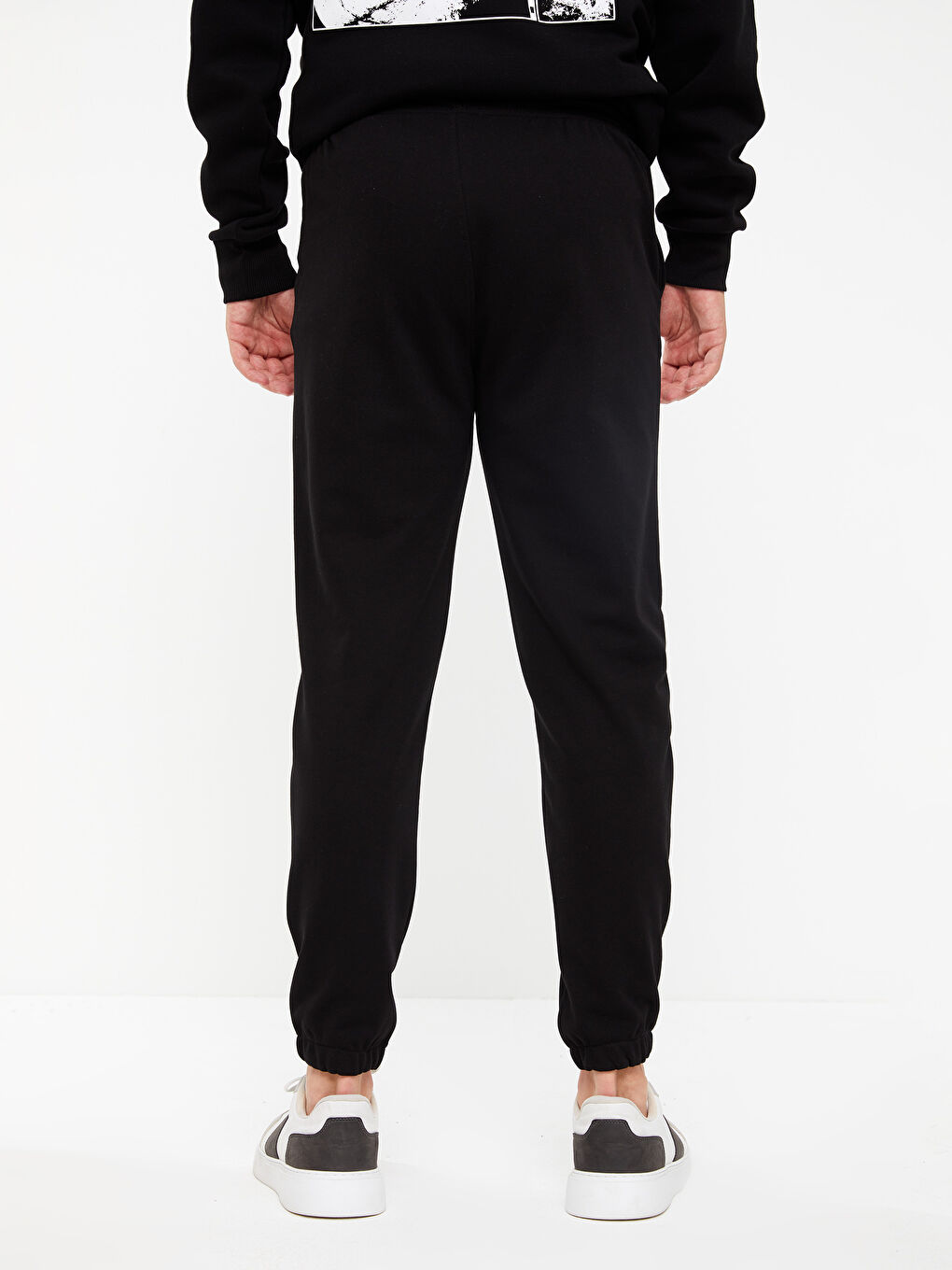 Siyah Standart Kalıp Erkek Jogger Eşofman Altı-3