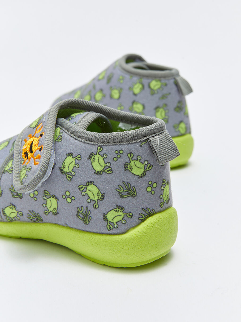 Домашние сапожки-тапочки с принтом и застежкой-липучкой для мальчиков-4