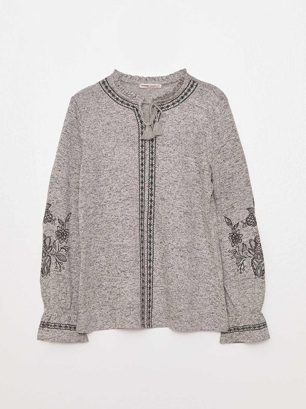 Gri Bağlamalı Yaka Nakışlı Uzun Kollu Kadın Bluz-5