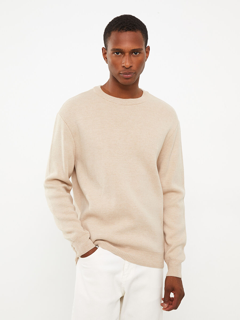 Пуловер с кръгло деколте и дълъг ръкав за мъже от трико