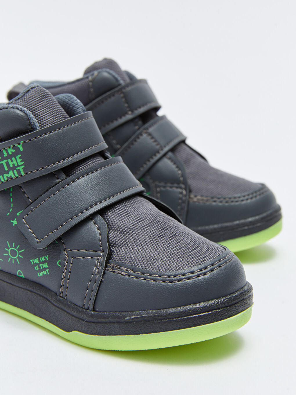 Gri Cırt Cırtlı Tabanı Işıklı Erkek Bebek Bot-8