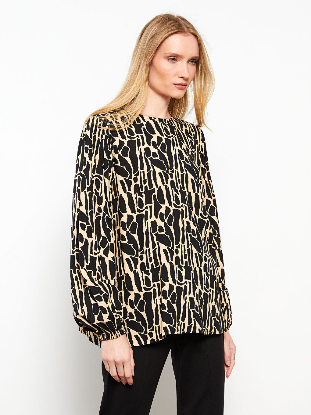 Karışık Bisiklet Yaka Desenli Uzun Kollu Viskon Kadın Bluz-2