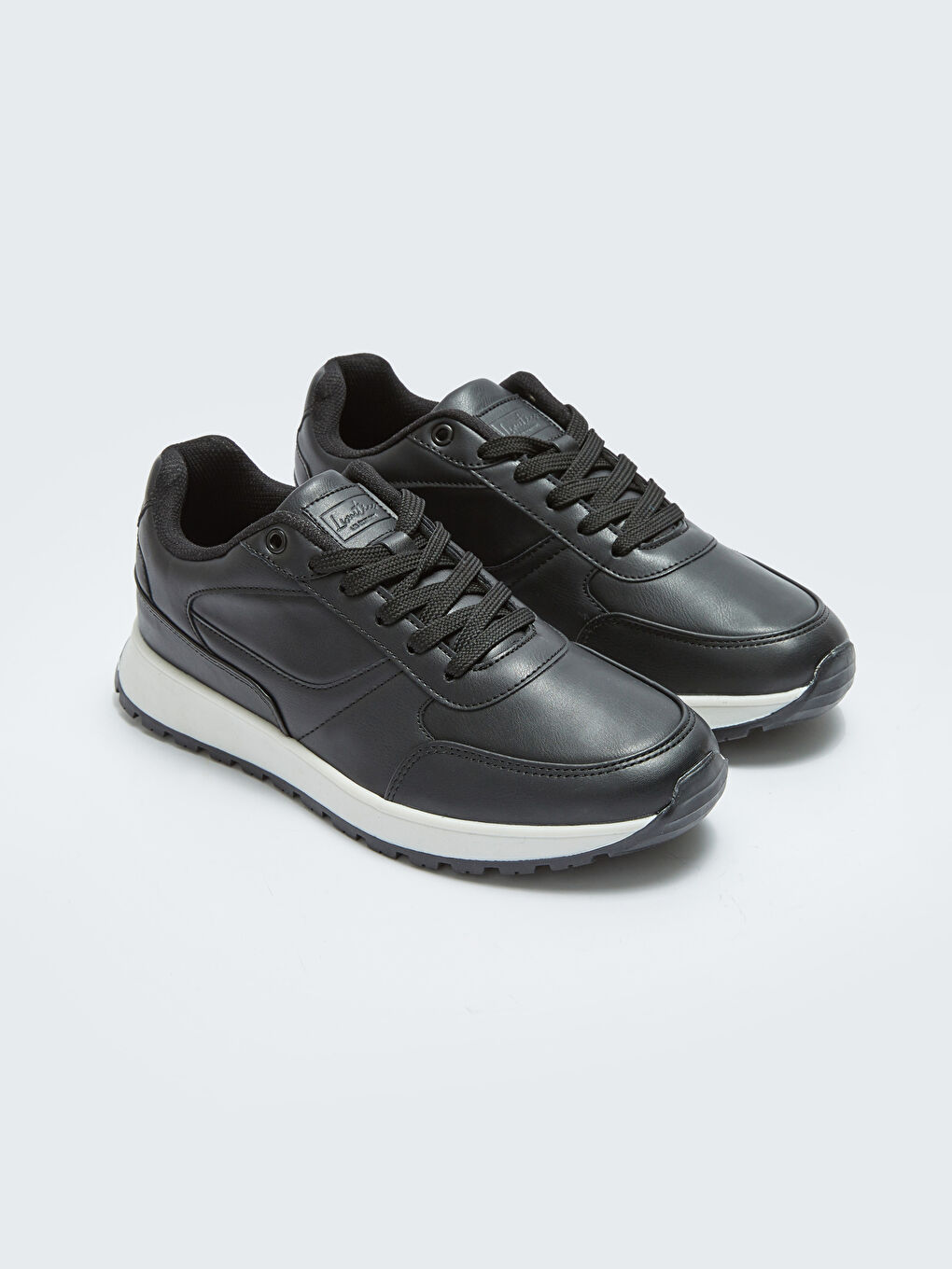 Siyah Bağcıklı Erkek Spor Ayakkabı