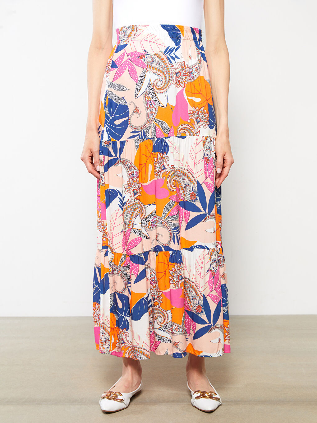 Suknja od viskoze sa elastičnim strukom i uzorkom za žene-3