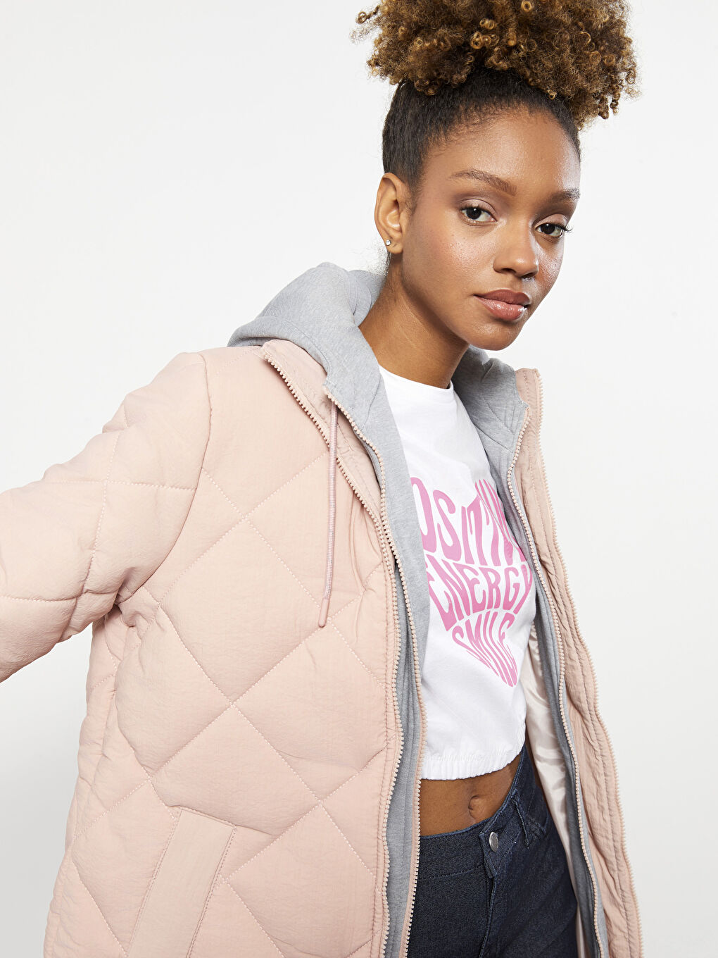 Pembe Kapüşonlu Kapitone Kadın Şişme Mont-1