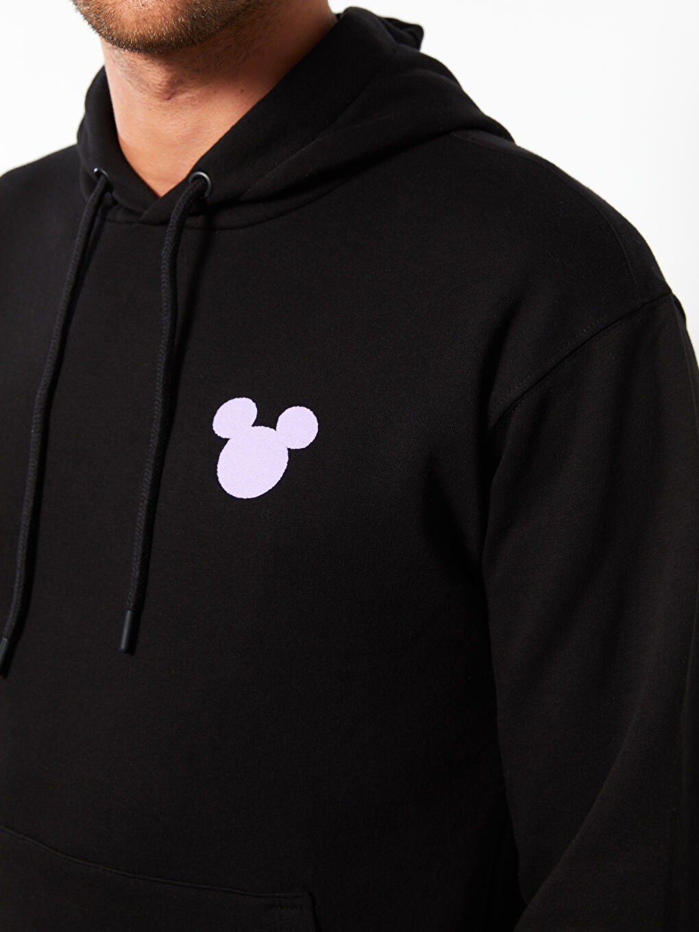 LCW Casual Yeni Siyah Uzun Kollu Mickey Mouse Baskılı Erkek Hoodie - 3