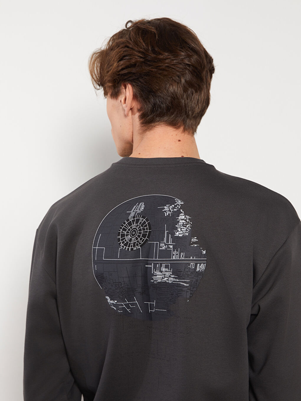 LC Waikiki Crew Neck Long Sleeve Star Wars Printed Men's Thick Sweatshirt -W2DT94Z8-S0N
