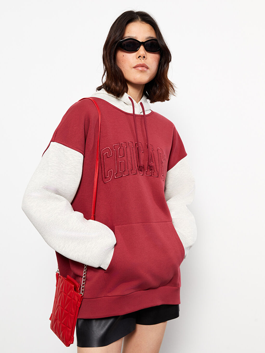 LCW Vision Açık Bordo Kapüşonlu Nakışlı Uzun Kollu Kadın Sweatshirt