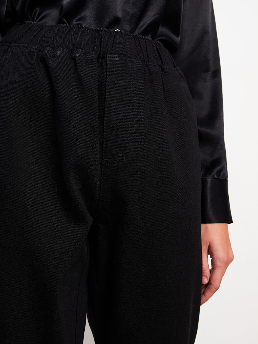 Women's Standard Fit Regular Denim Trousers -W2DV86Z8-326