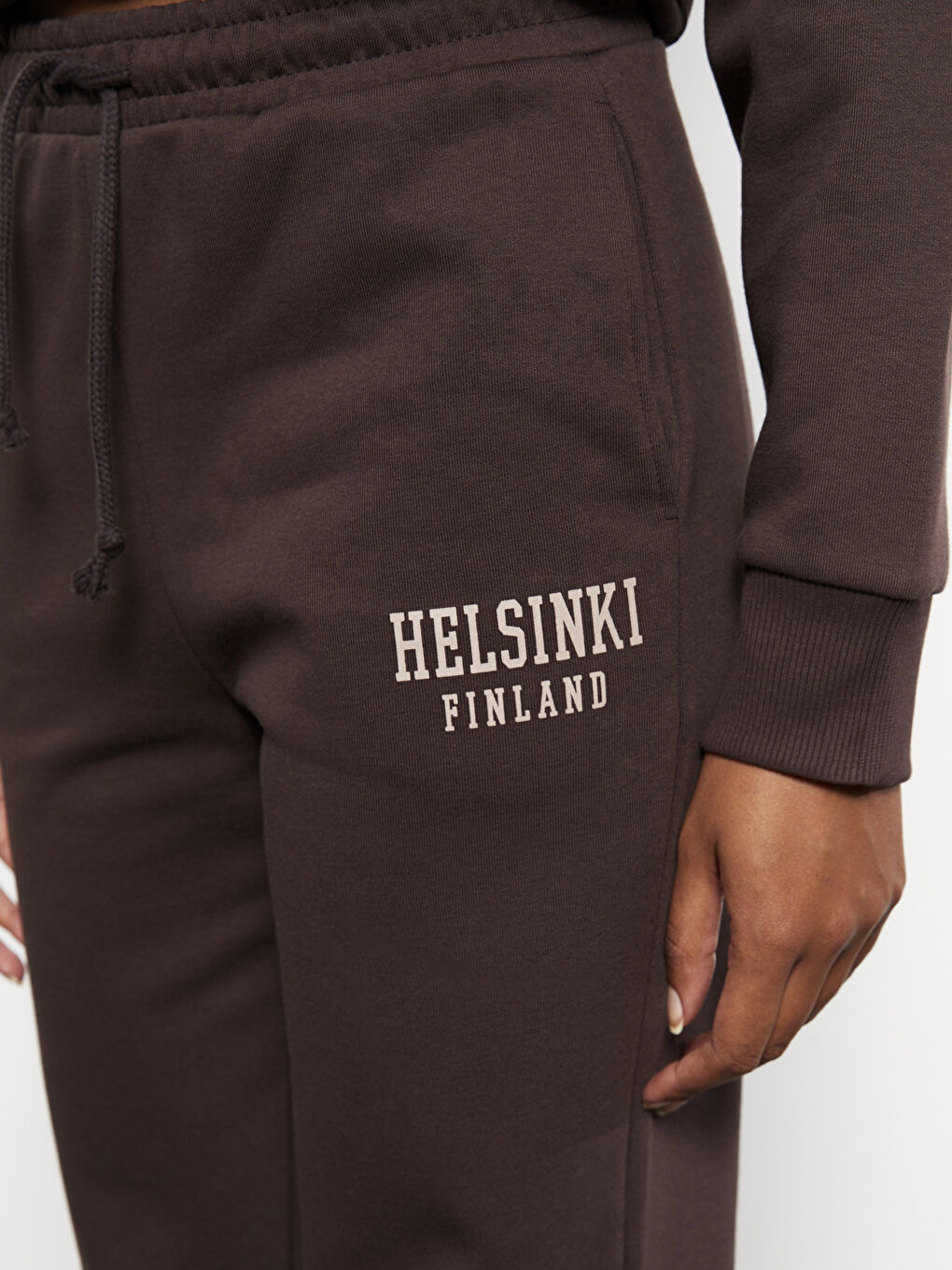 Kahverengi Beli Lastikli Baskılı Kadın Kalın Eşofman Altı-3