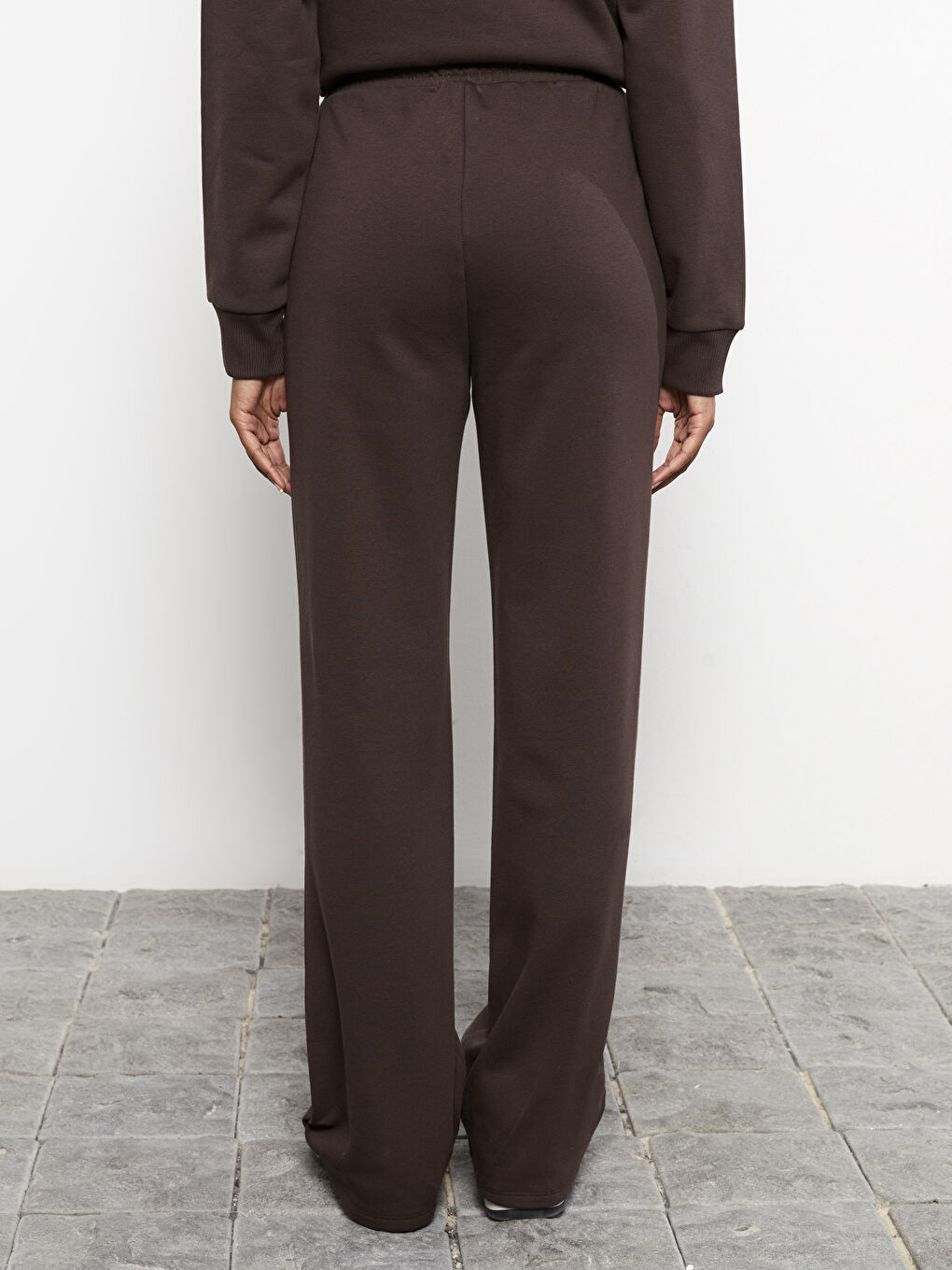 Kahverengi Beli Lastikli Baskılı Kadın Kalın Eşofman Altı-4