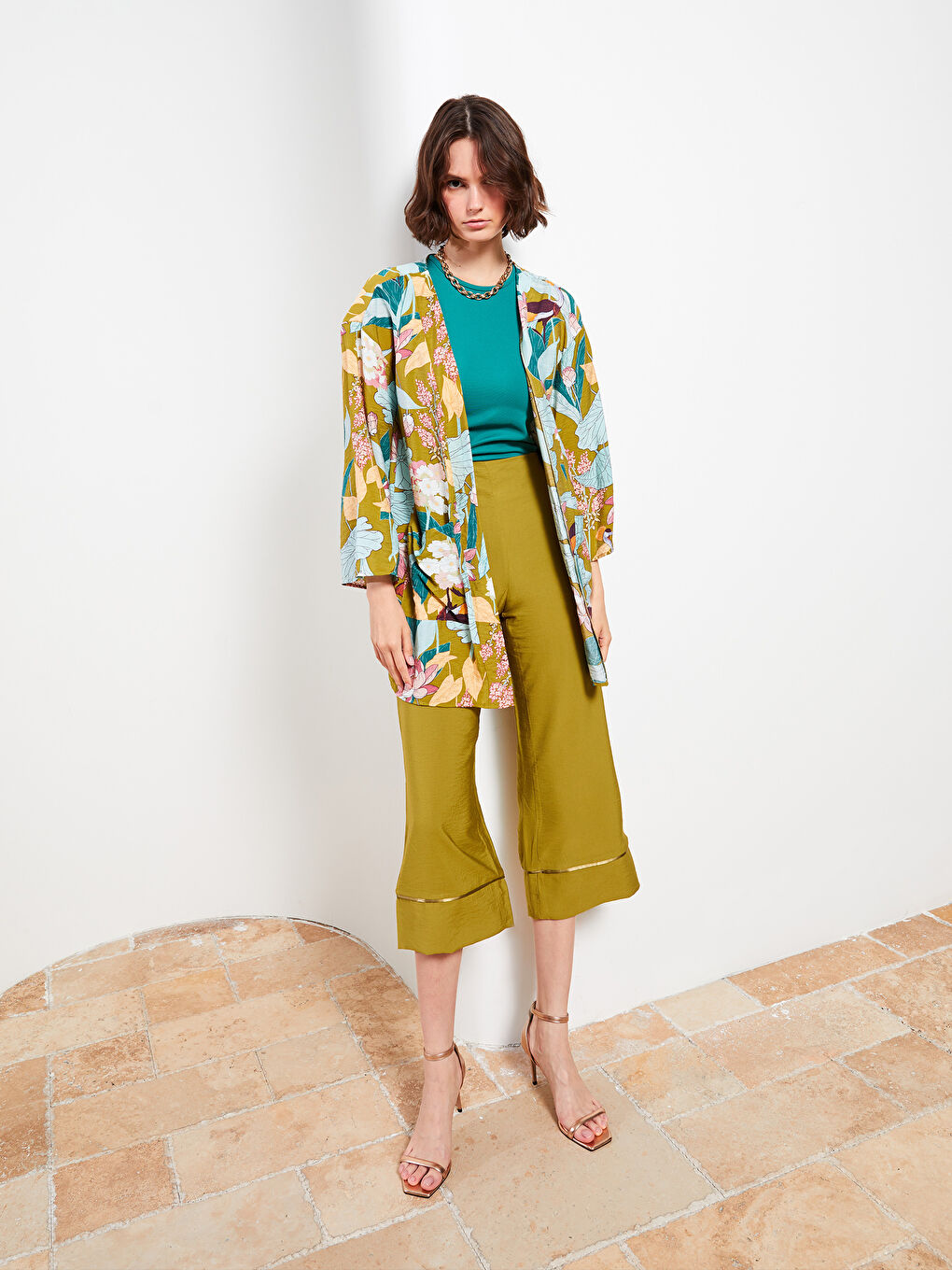 Shawl Collar Floral Women's Kimono-1