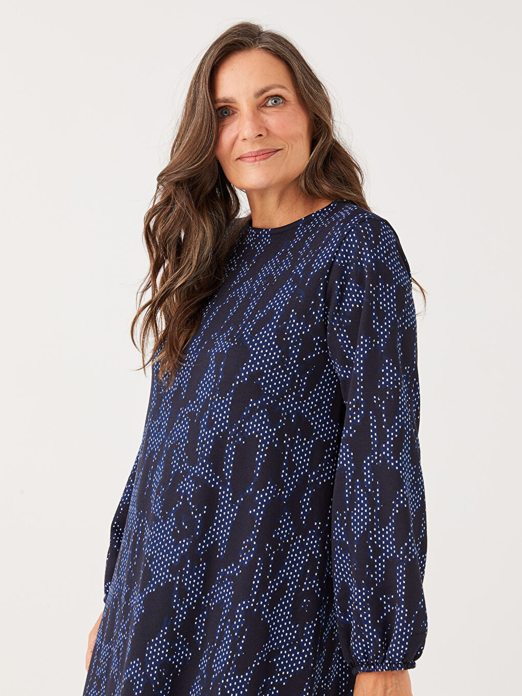 فستان كحلي امرأة-2