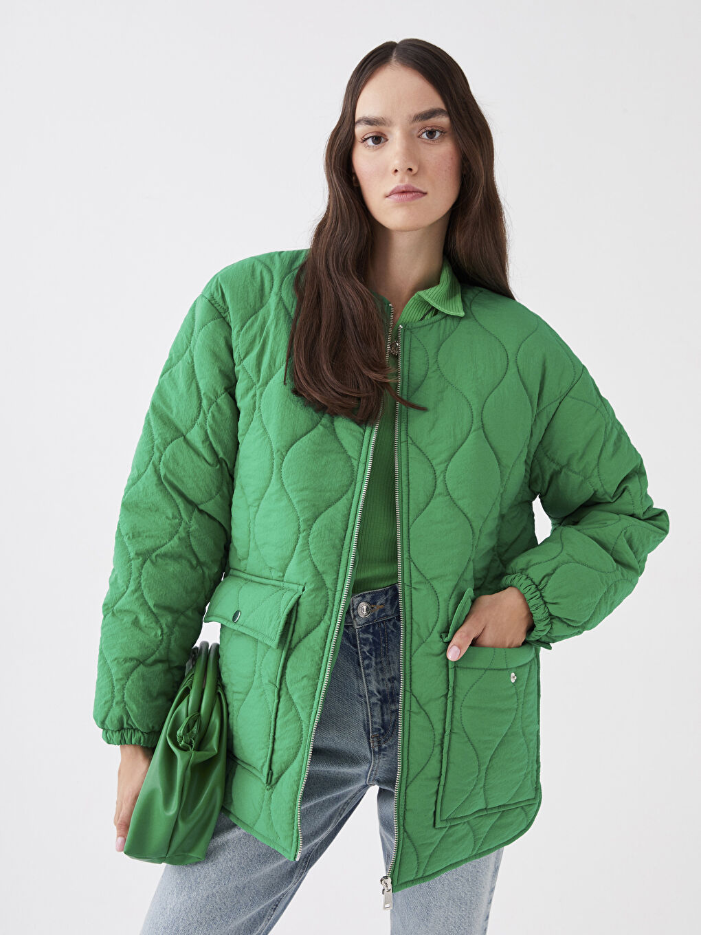 Yeşil Bisiklet Yaka Kendinden Desenli Kadın Şişme Mont-4