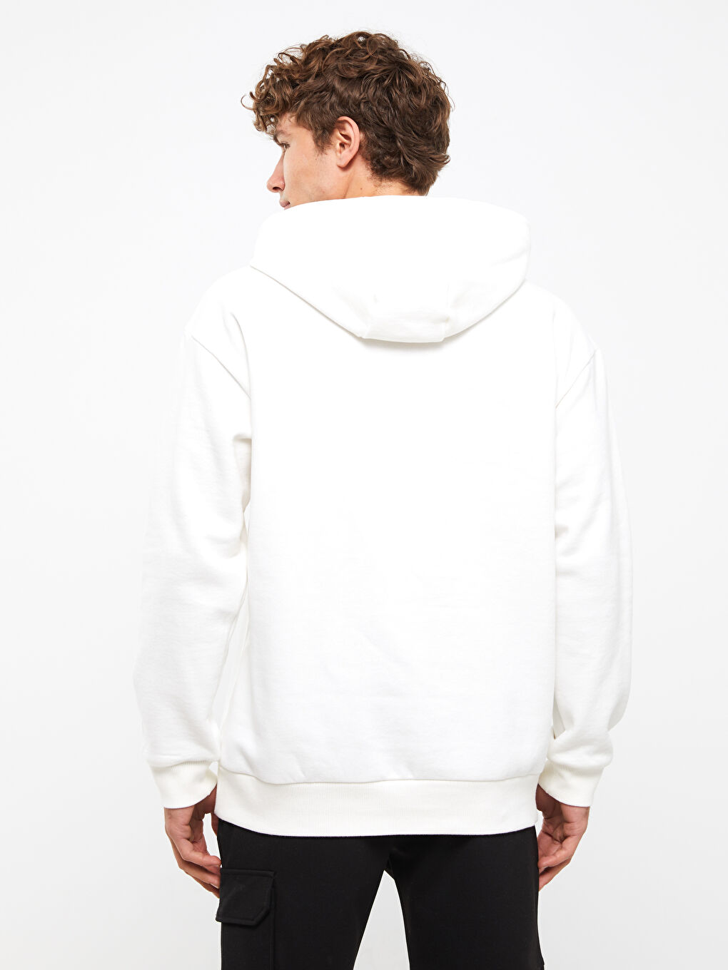 Beyaz Uzun Kollu Nakışlı Erkek Kalın Hoodie-10