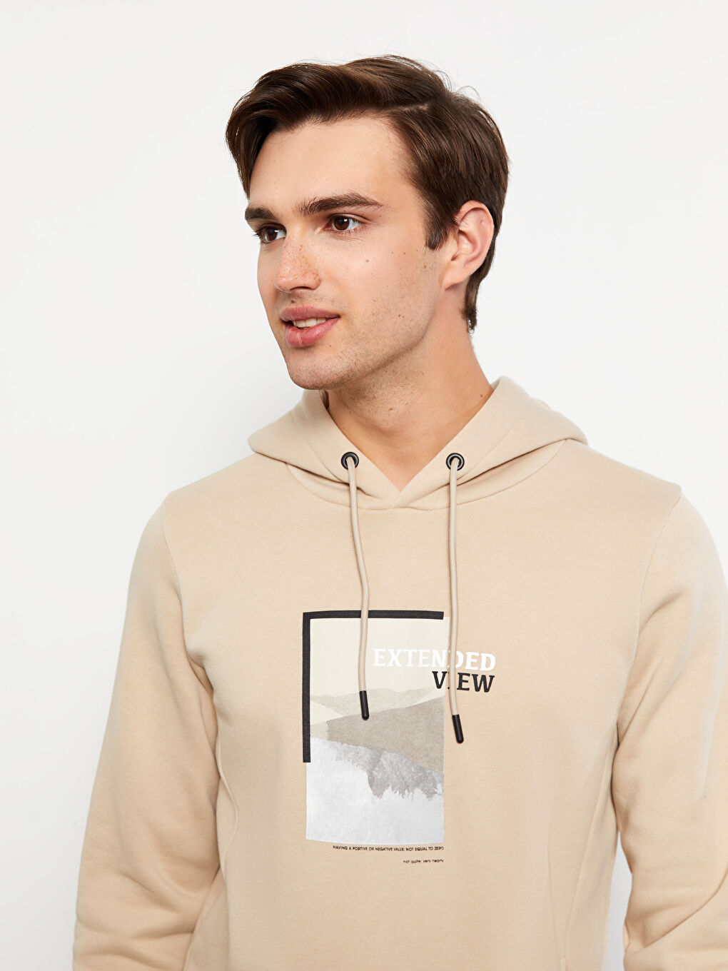 LCW Casual Bej Uzun Kollu Baskılı Erkek Kalın Hoodie - 1