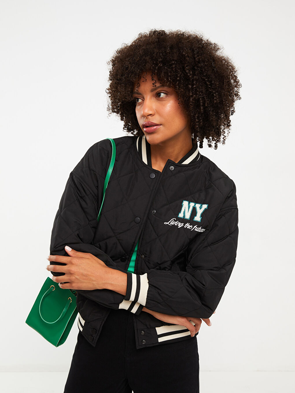 Siyah Nakışlı Uzun Kollu Kadın Kolej Ceket-1