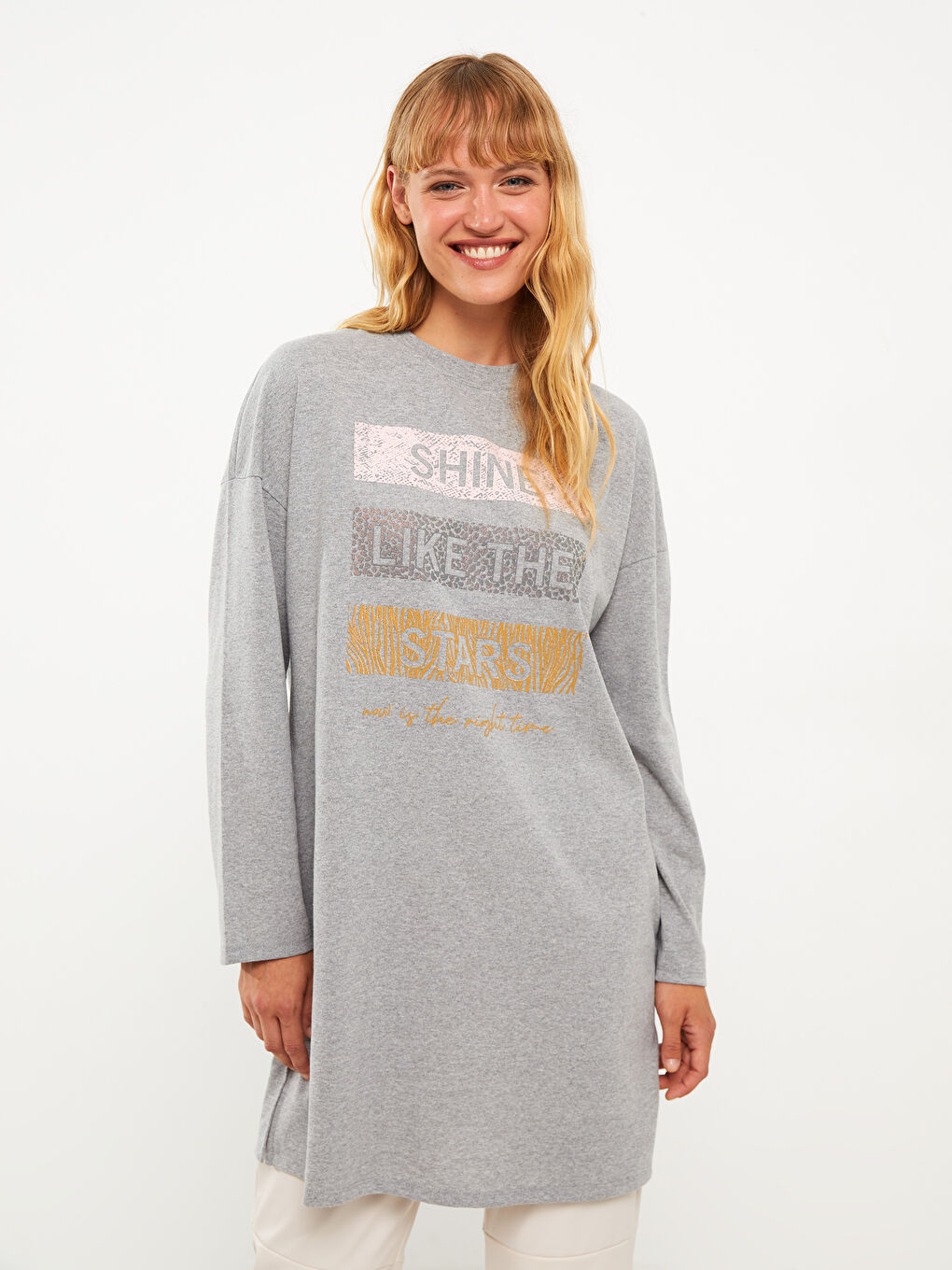 Gri Bisiklet Yaka Baskılı Uzun Kollu Kadın Tunik-1